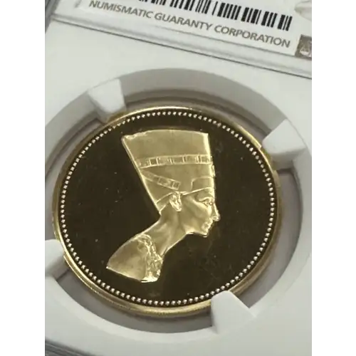 1983FM NEFERTITI ULTRA CAMEO (4)